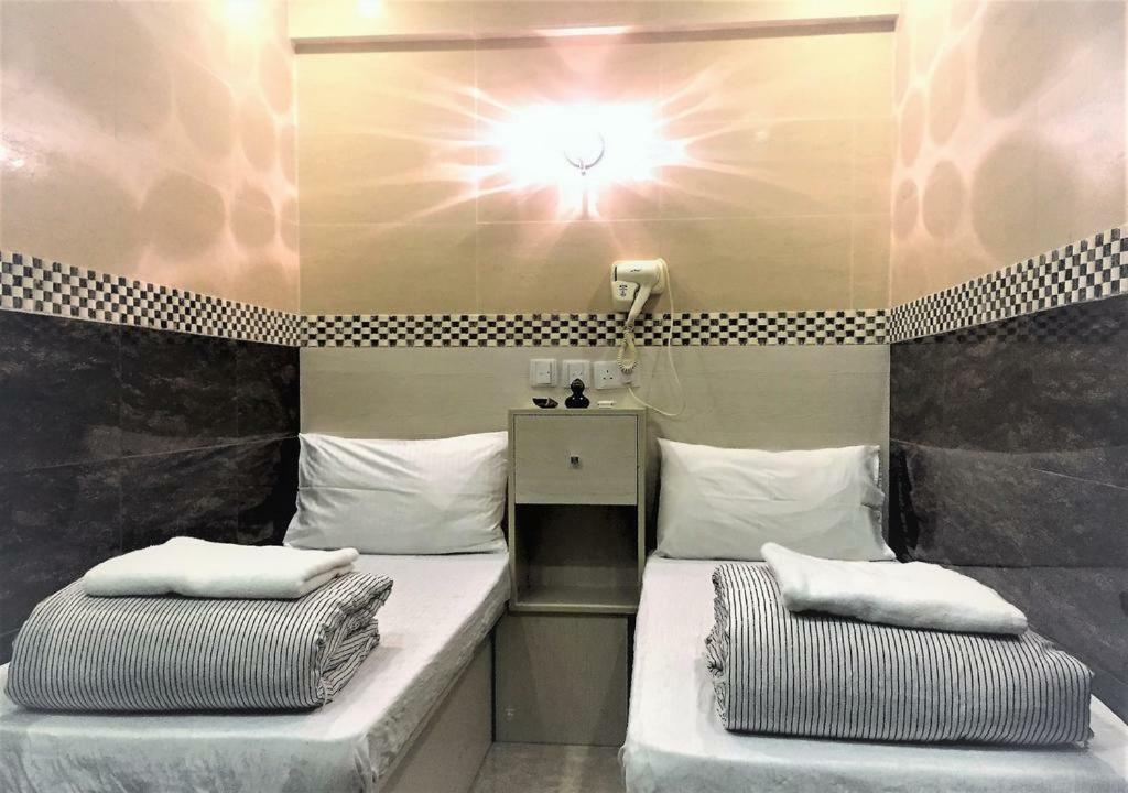 Philippines Manila Hostel Гонконг Экстерьер фото